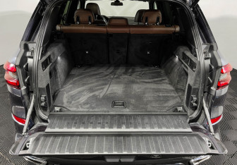 Подержанный автомобиль BMW X5 2021 года (9 фото)