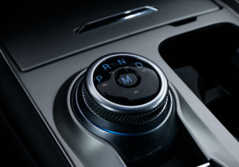 Подержанный автомобиль Ford Explorer 2020 года (10 фото)