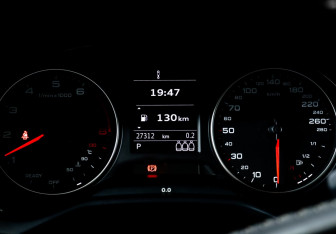 Подержанный автомобиль Audi Q2 2021 года (11 фото)