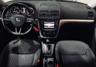 Подержанный автомобиль Skoda Yeti 2016 года (11 фото)