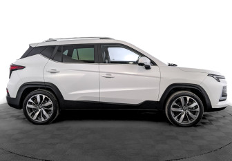 Подержанный автомобиль Москвич 3е 2023 года (4 фото)