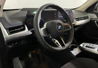 Новый BMW X1 2025 (8 фото)