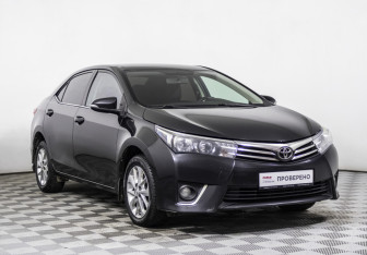 Подержанный автомобиль Toyota Corolla Sedan 2013 года (3 фото)
