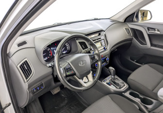 Подержанный автомобиль Hyundai Creta 2018 года (16 фото)