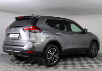 Подержанный автомобиль Nissan X-Trail 2019 года (5 фото)