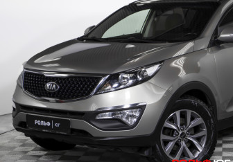 Подержанный автомобиль Kia Sportage 2015 года (19 фото)