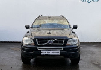 Подержанный автомобиль Volvo XC90 2010 года (2 фото)
