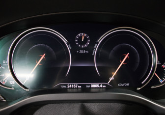 Подержанный автомобиль BMW X4 2019 года (14 фото)