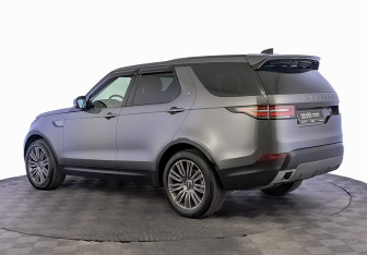 Подержанный автомобиль Land Rover Discovery 2018 года (7 фото)