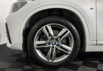 Подержанный автомобиль BMW X1 2019 года (7 фото)