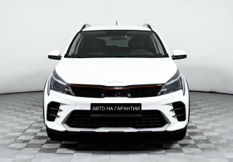Подержанный автомобиль Kia Rio Hatchback 2022 года (2 фото)