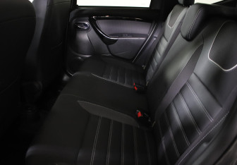 Подержанный автомобиль Renault Duster 2019 года (11 фото)