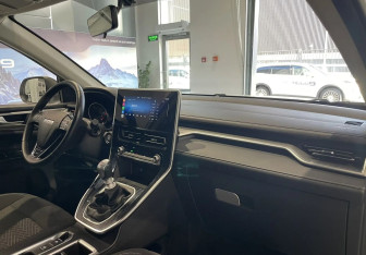 Подержанный автомобиль Haval M6 2023 года (10 фото)