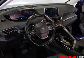 Подержанный автомобиль Peugeot 3008 2019 года (11 фото)