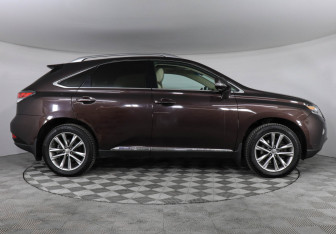 Подержанный автомобиль Lexus RX 2013 года (4 фото)