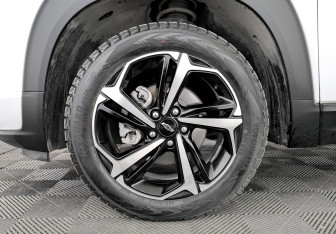 Подержанный автомобиль Chevrolet TrailBlazer 2021 года (18 фото)