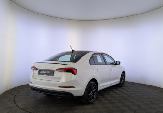Подержанный автомобиль Skoda Rapid Liftback 2020 года (5 фото)
