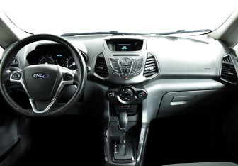 Подержанный автомобиль Ford EcoSport 2017 года (6 фото)