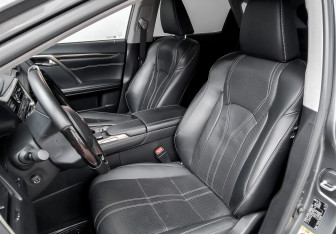 Подержанный автомобиль Lexus RX 2019 года (20 фото)