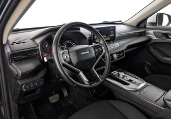 Подержанный автомобиль Haval Jolion 2022 года (15 фото)