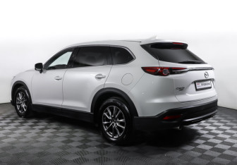 Подержанный автомобиль Mazda CX-9 2018 года (7 фото)