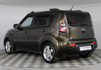 Подержанный автомобиль Kia Soul 2010 года (7 фото)