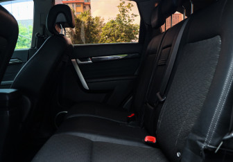 Подержанный автомобиль Chevrolet Captiva 2013 года (8 фото)