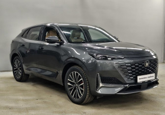 Подержанный автомобиль Changan UNI-K 2023 года (3 фото)