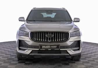 Подержанный автомобиль Geely Monjaro 2025 года (2 фото)