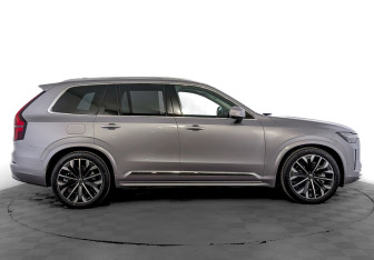 Новый Volvo XC90 2025 (4 фото)