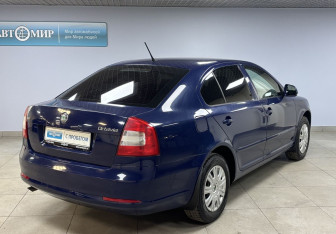 Подержанный автомобиль Skoda Octavia Liftback 2012 года (5 фото)
