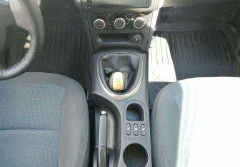 Подержанный автомобиль Nissan Qashqai+2 2012 года (15 фото)
