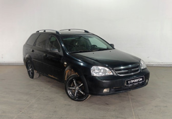 Подержанный автомобиль Chevrolet Lacetti Wagon 2007 года (3 фото)