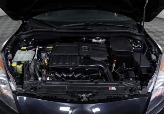 Подержанный автомобиль Mazda 3 Sedan 2012 года (8 фото)