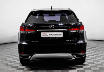 Подержанный автомобиль Lexus RX 2019 года (6 фото)