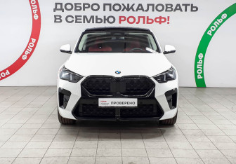 Подержанный автомобиль BMW X2 2024 года (2 фото)