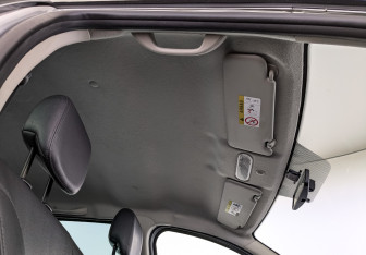 Подержанный автомобиль Nissan Terrano 2014 года (23 фото)