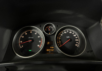 Подержанный автомобиль Opel Zafira Compactvan 2007 года (13 фото)