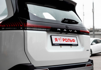 Новый Toyota RAV4 2026 (10 фото)