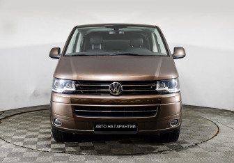 Подержанный автомобиль Volkswagen Multivan 2012 года (2 фото)