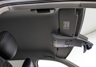 Подержанный автомобиль Volkswagen Tiguan 2021 года (22 фото)