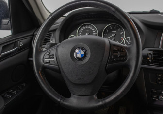 Подержанный автомобиль BMW X3 2014 года (15 фото)