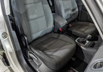 Подержанный автомобиль Volkswagen Tiguan 2012 года (24 фото)