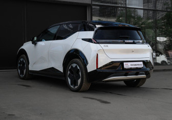 Подержанный автомобиль Zeekr X 2023 года (6 фото)