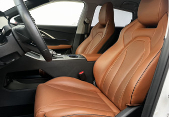 Подержанный автомобиль Omoda C5 2022 года (10 фото)