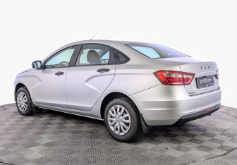 Подержанный автомобиль LADA (ВАЗ) Vesta Sedan 2018 года (7 фото)
