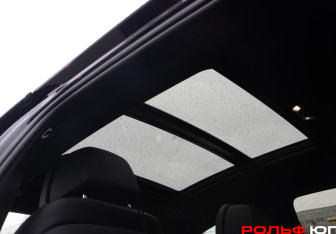 Подержанный автомобиль BMW X6 2019 года (17 фото)