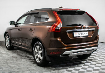 Подержанный автомобиль Volvo XC60 2013 года (7 фото)