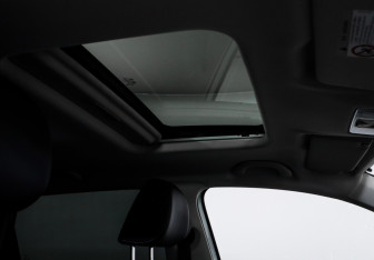 Подержанный автомобиль Jetta VS5 2023 года (18 фото)