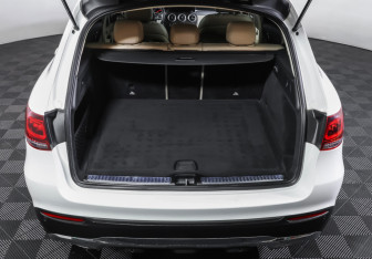 Подержанный автомобиль Mercedes-Benz GLC Coupe 2021 года (10 фото)